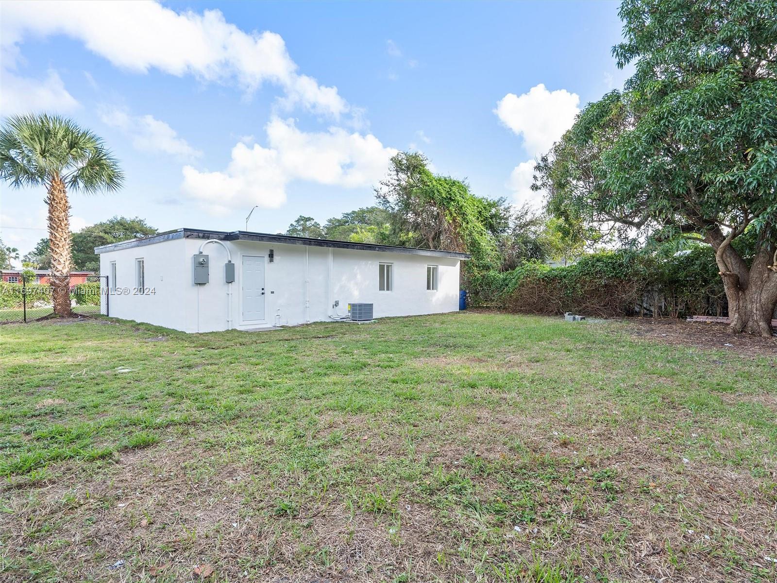 16520 NW 22nd Ave, Miami Gardens, Florida image 41