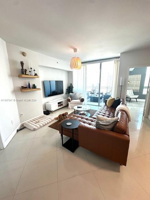350 S Miami Ave #2703, Miami FL 33130