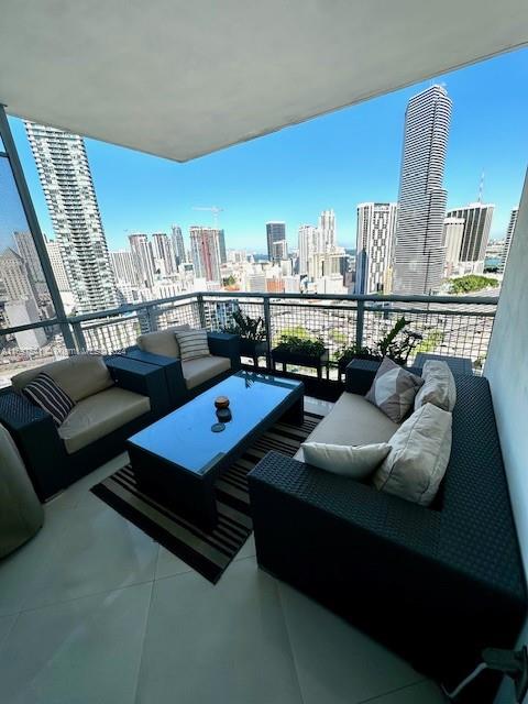 350 S Miami Ave #2703, Miami FL 33130