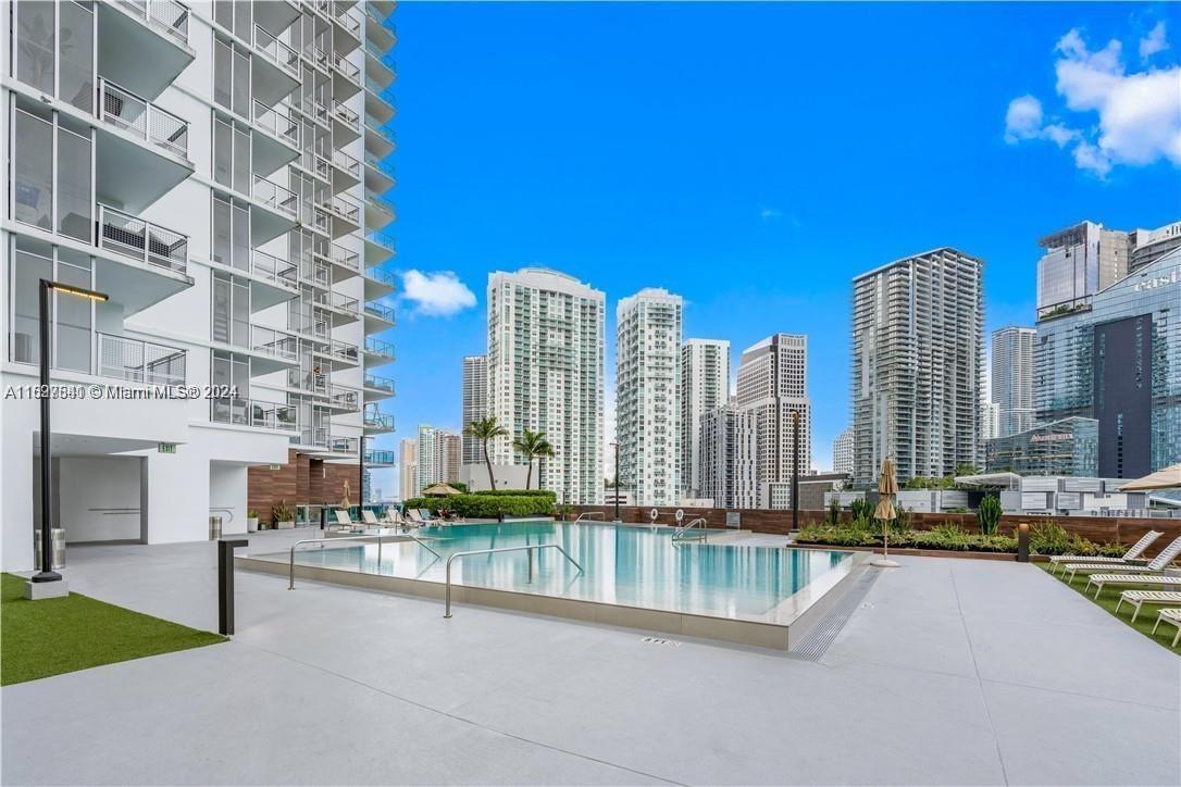 350 S Miami Ave #2703, Miami FL 33130