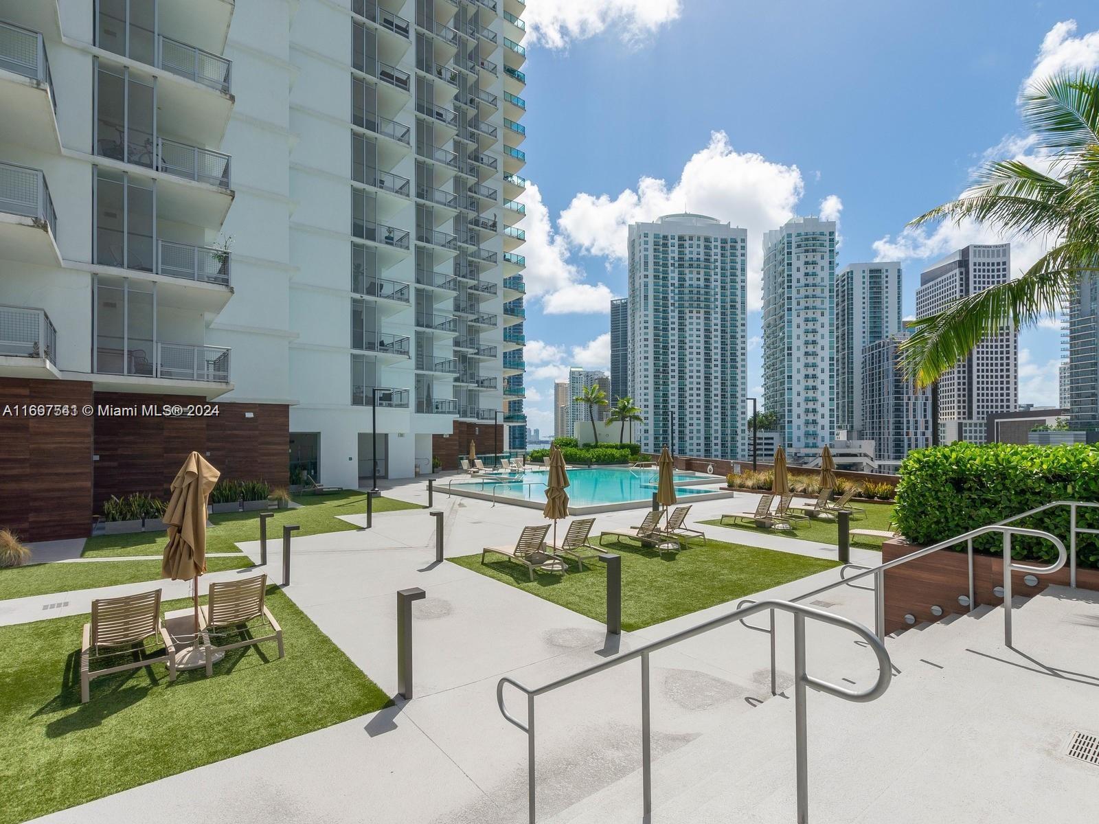 350 S Miami Ave #2703, Miami FL 33130