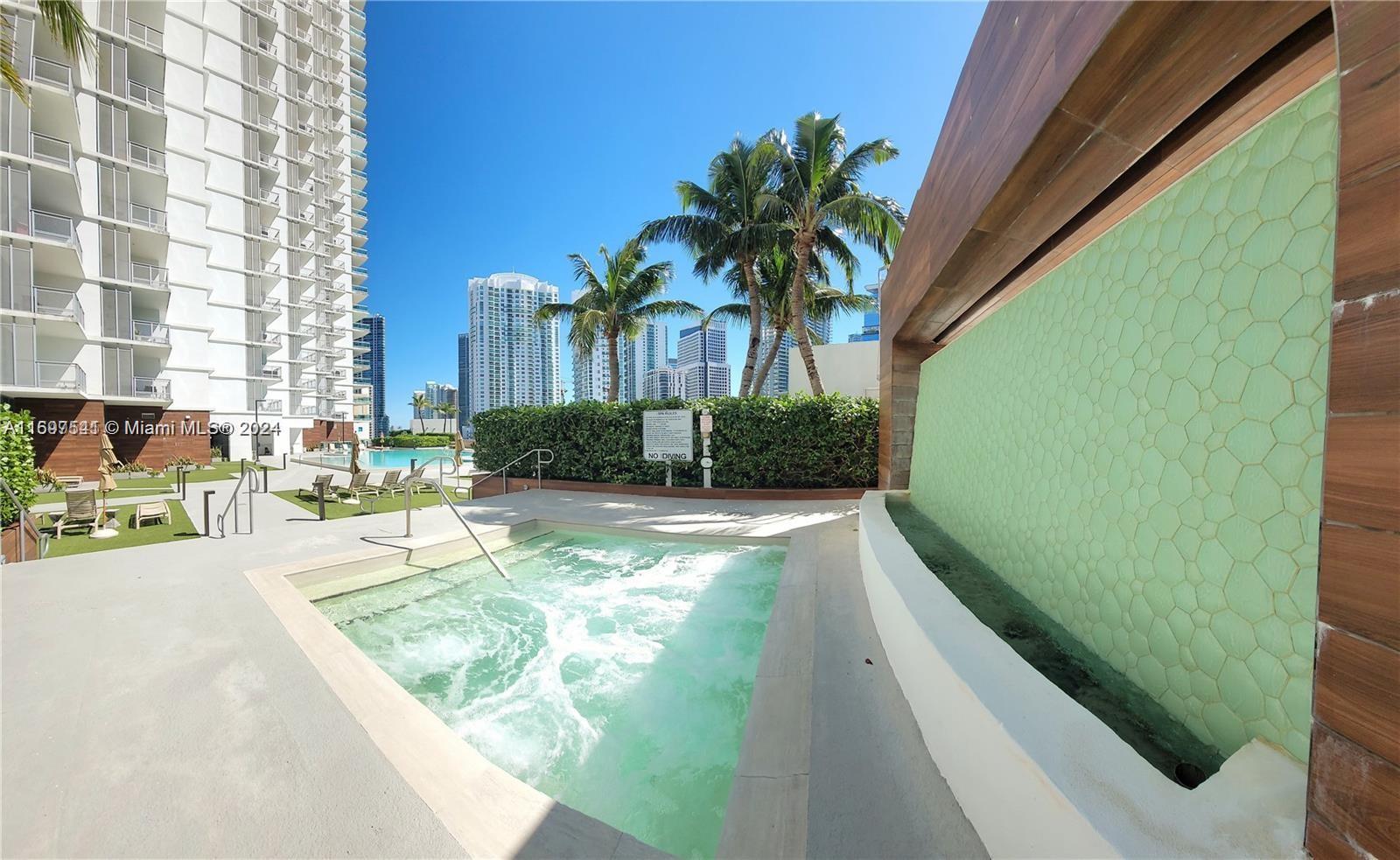350 S Miami Ave #2703, Miami FL 33130