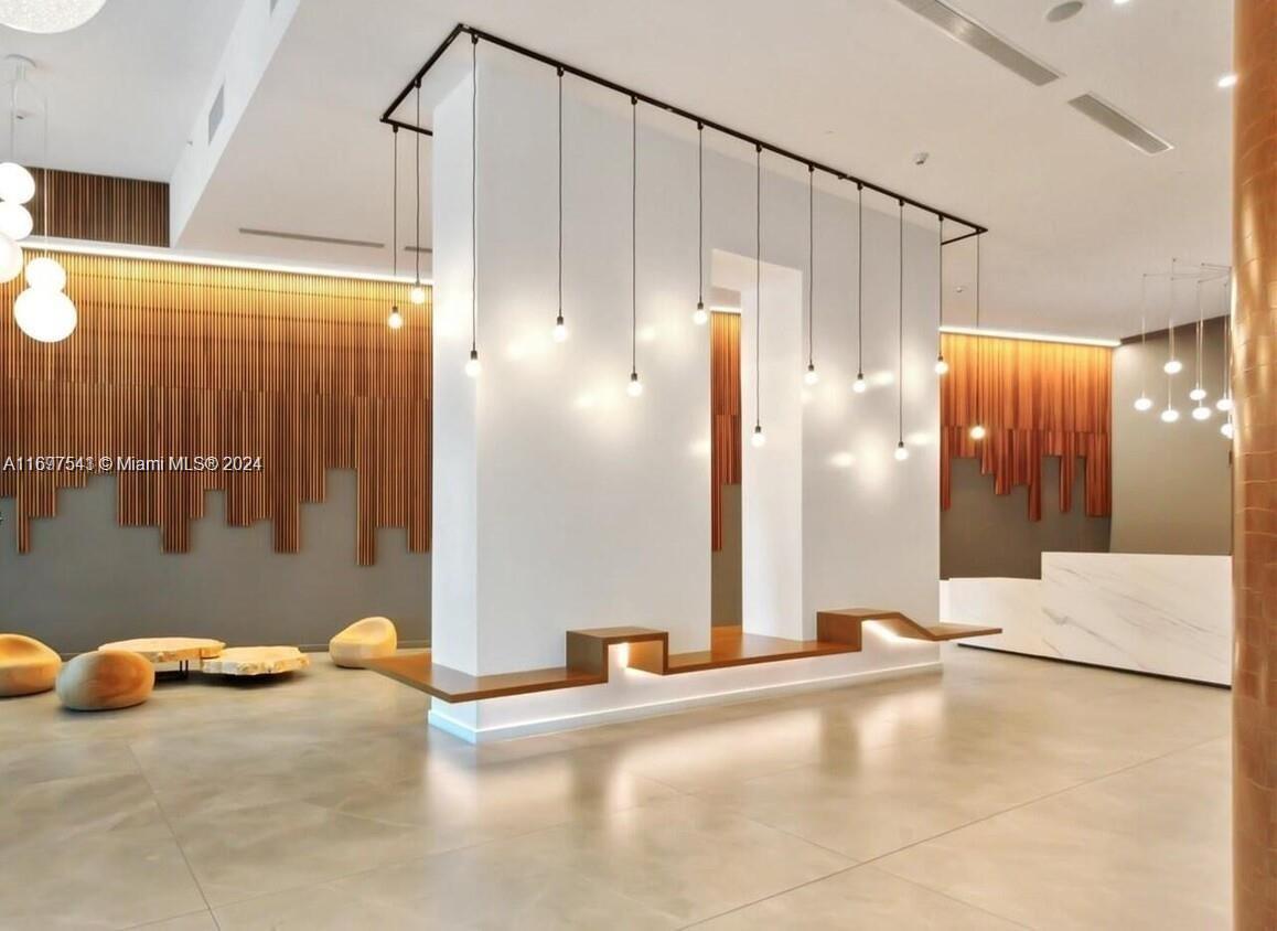 350 S Miami Ave #2703, Miami FL 33130