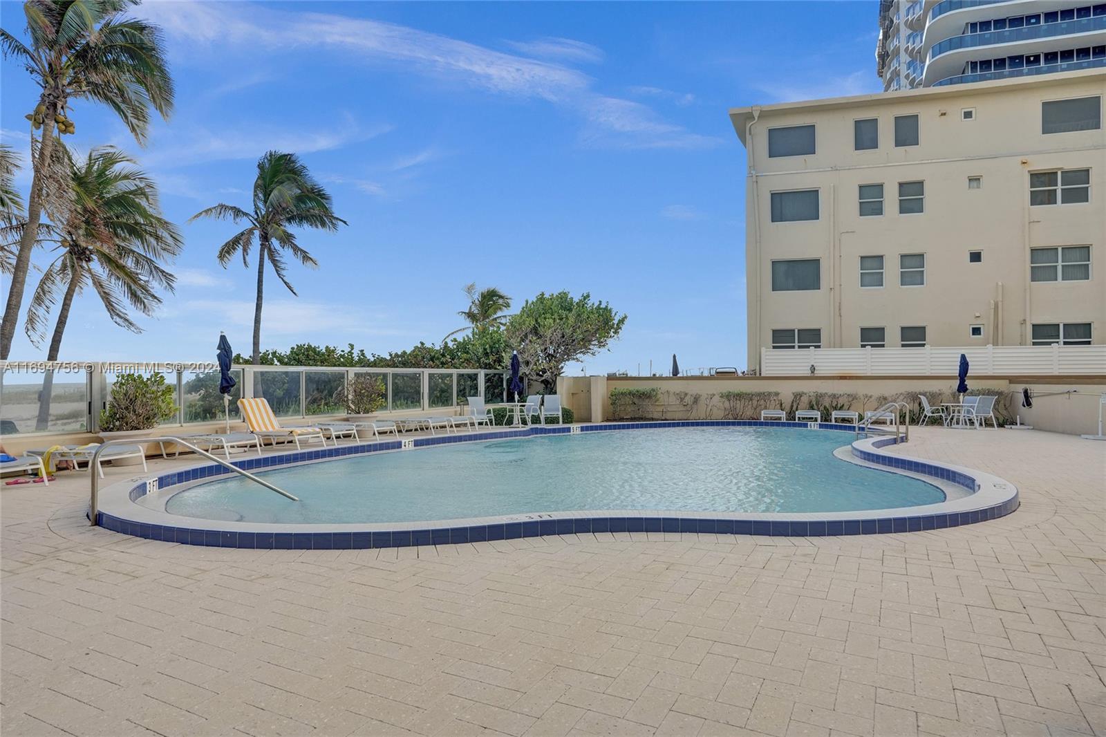 1012 N Ocean Blvd #1609, Pompano Beach, Florida image 33