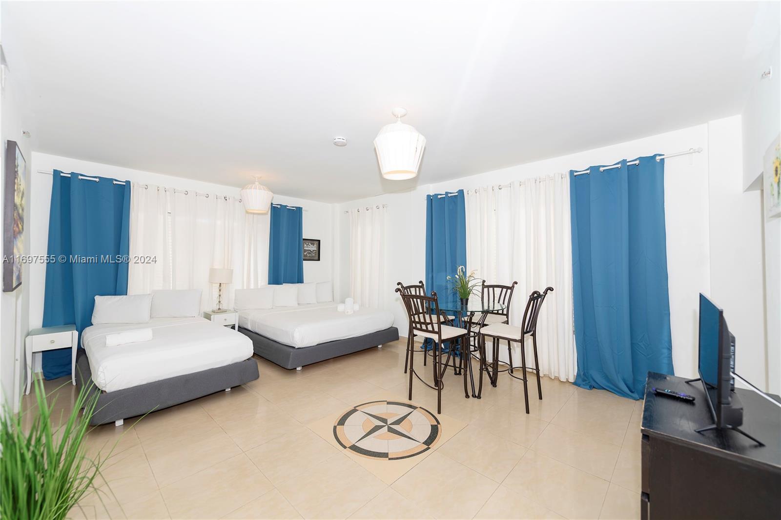 918 Ocean Dr #203, Miami Beach, Florida image 3