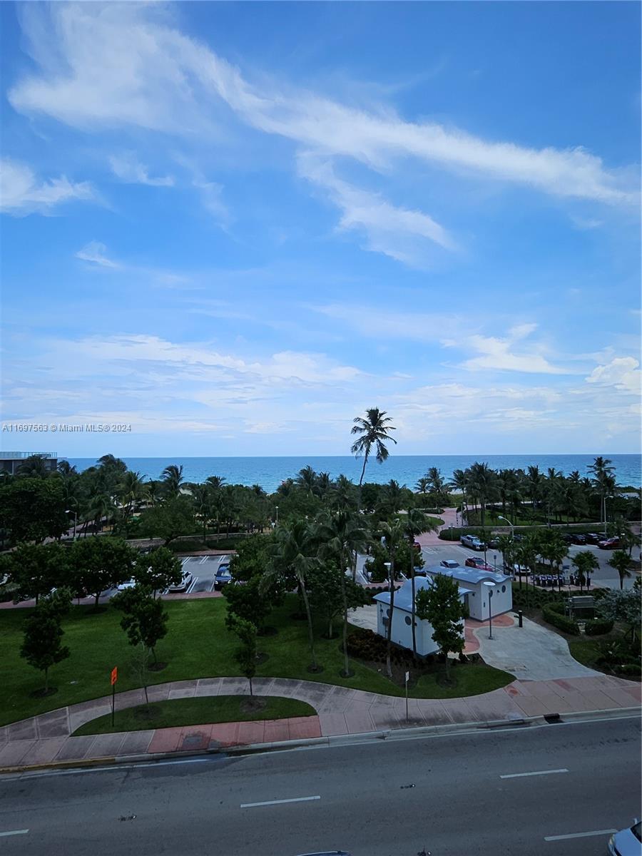 Residential, Miami Beach, Florida image 1