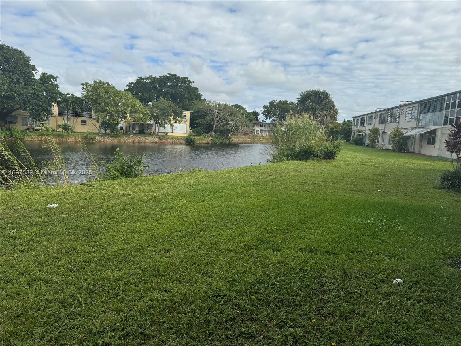 20320 NE 2nd Ave #27, Miami Gardens, Florida image 11