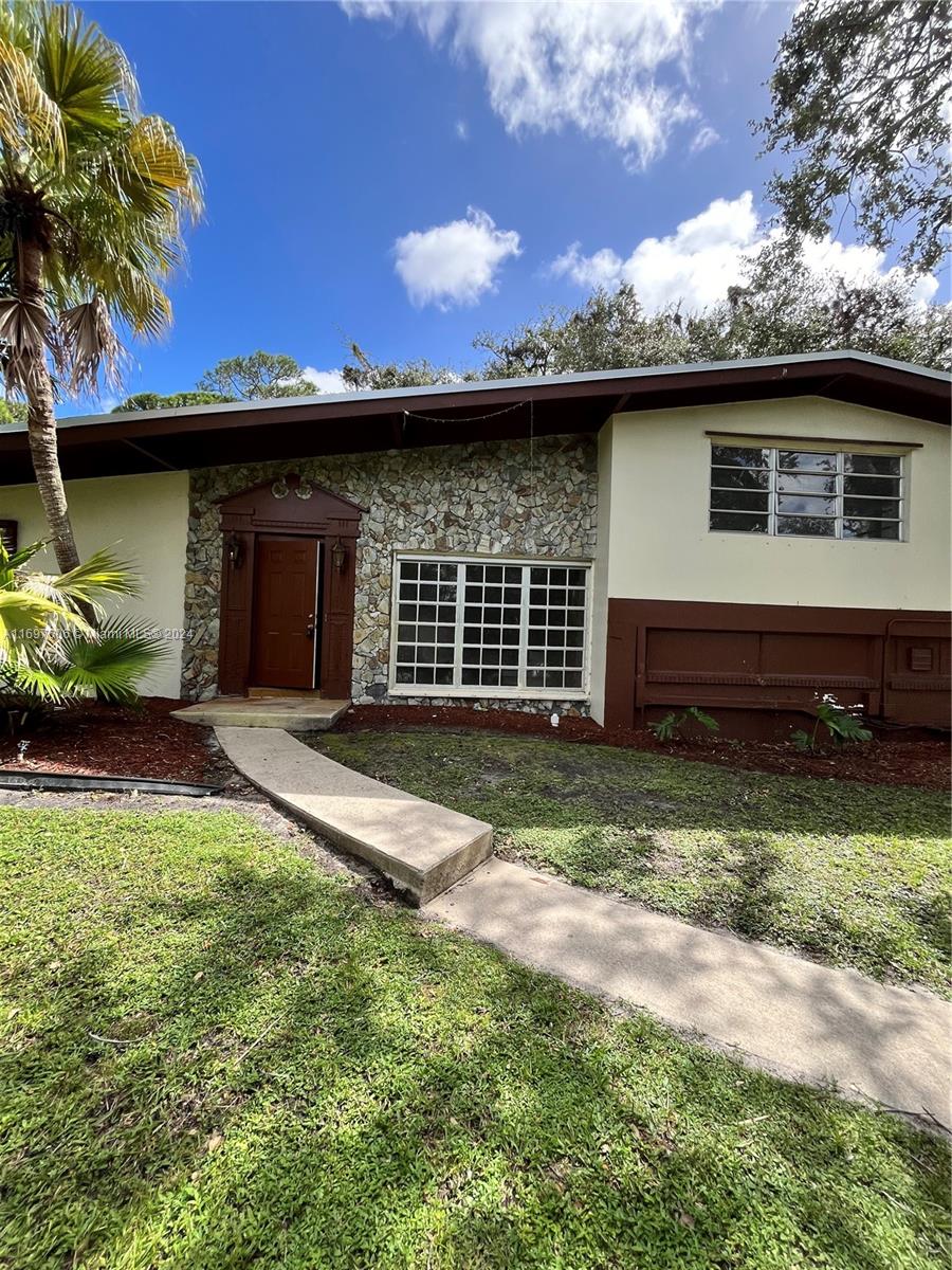 2406 Flamingo Ln, Fort Lauderdale, Florida image 3