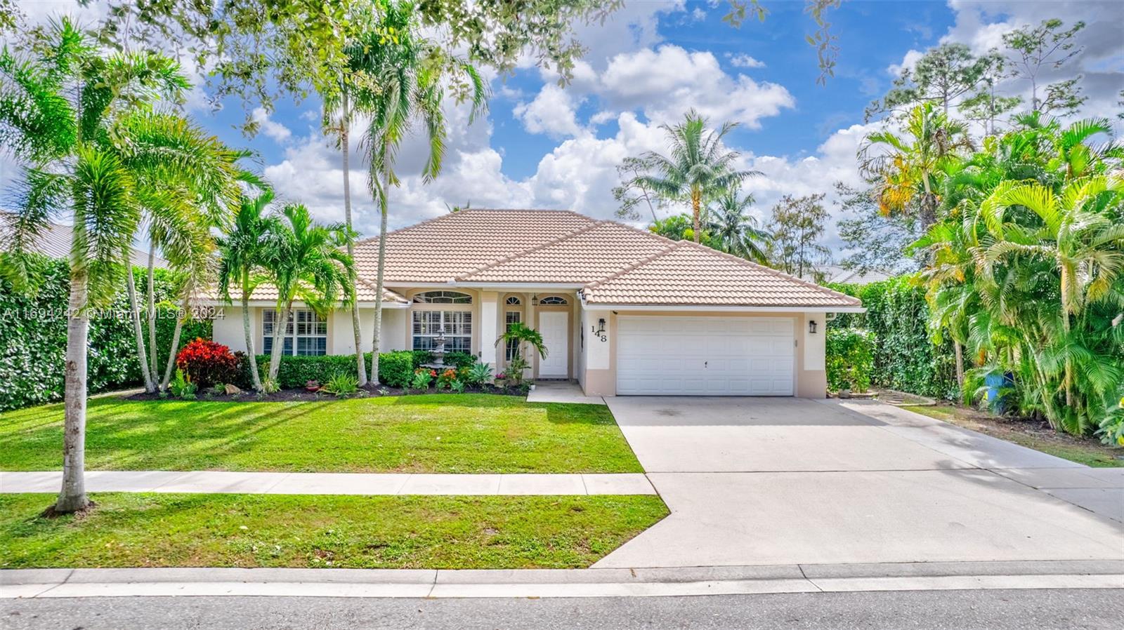 Residential, Royal Palm Beach, Florida image 37