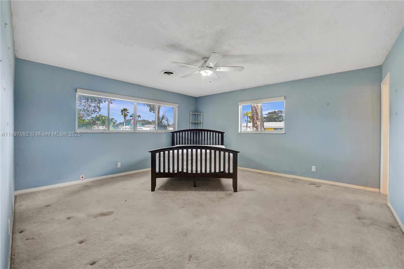 Listing Photo 24