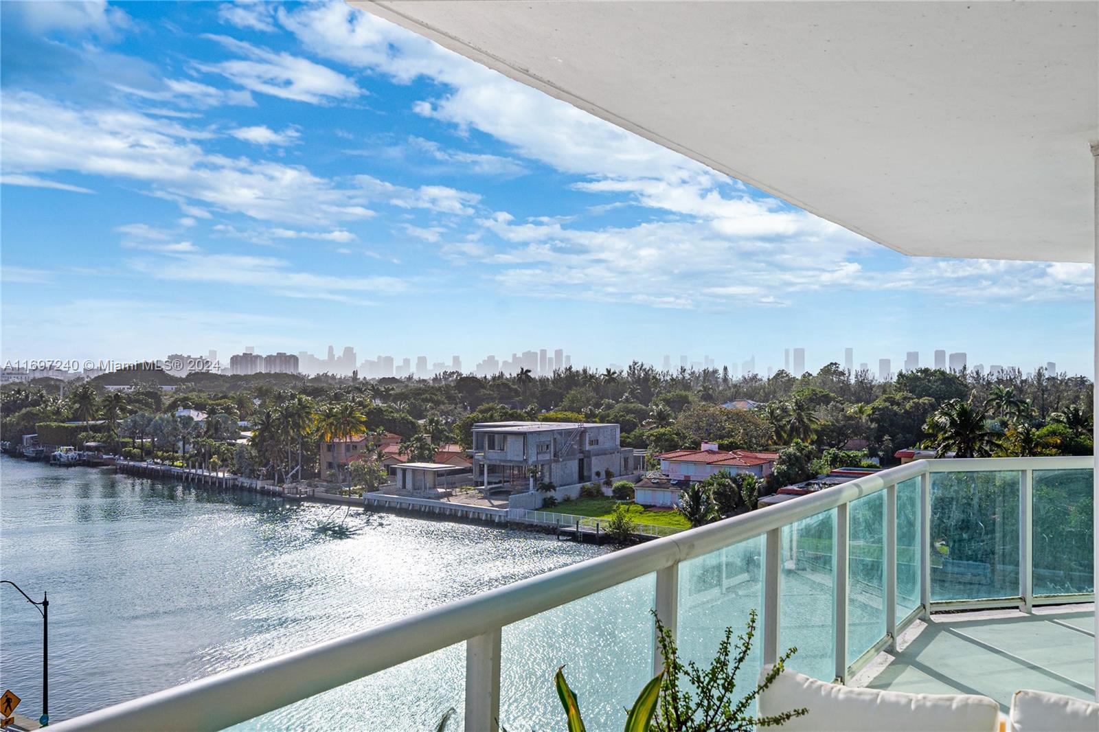 3411 Indian Creek Dr #704, Miami Beach, Florida image 34