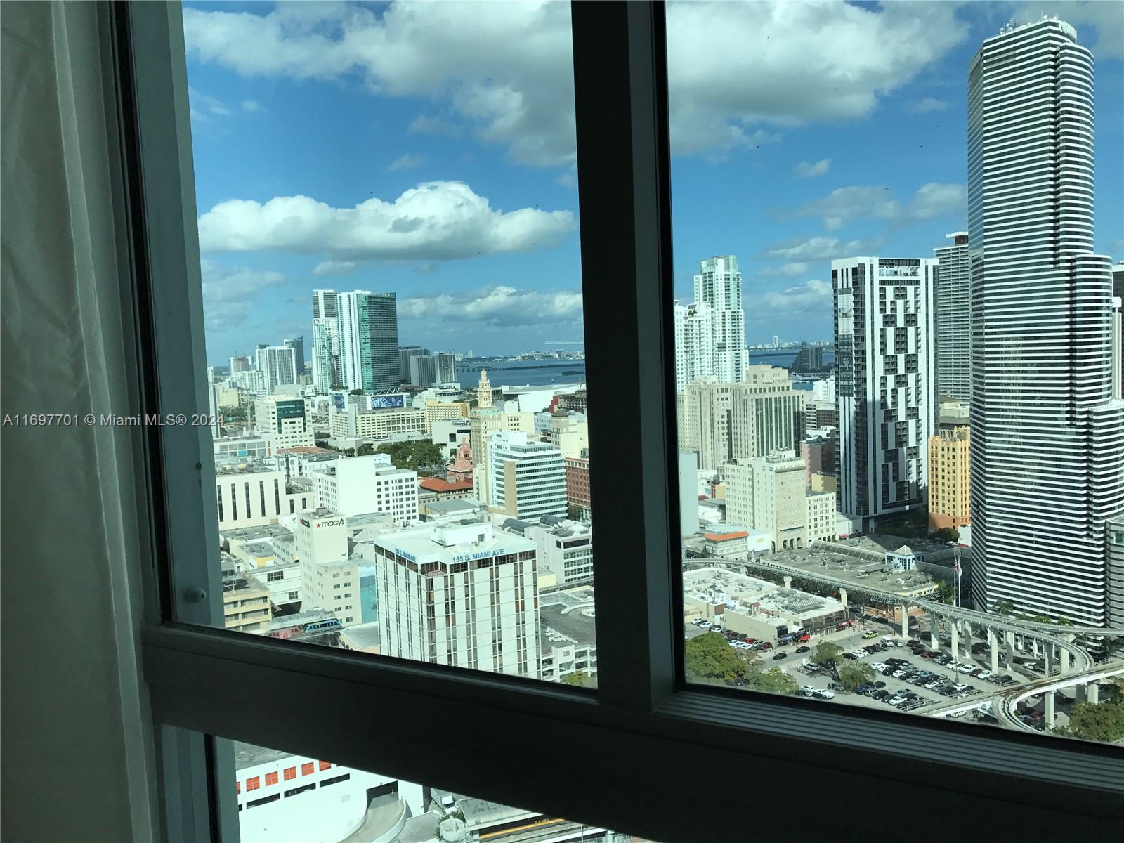 350 S Miami Ave #3309, Miami FL 33130