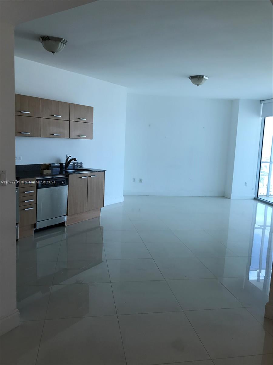 350 S Miami Ave #3309, Miami FL 33130