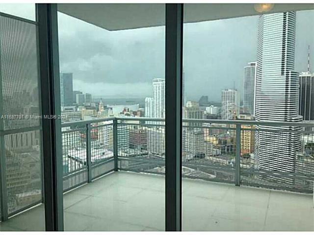 350 S Miami Ave #3309, Miami FL 33130