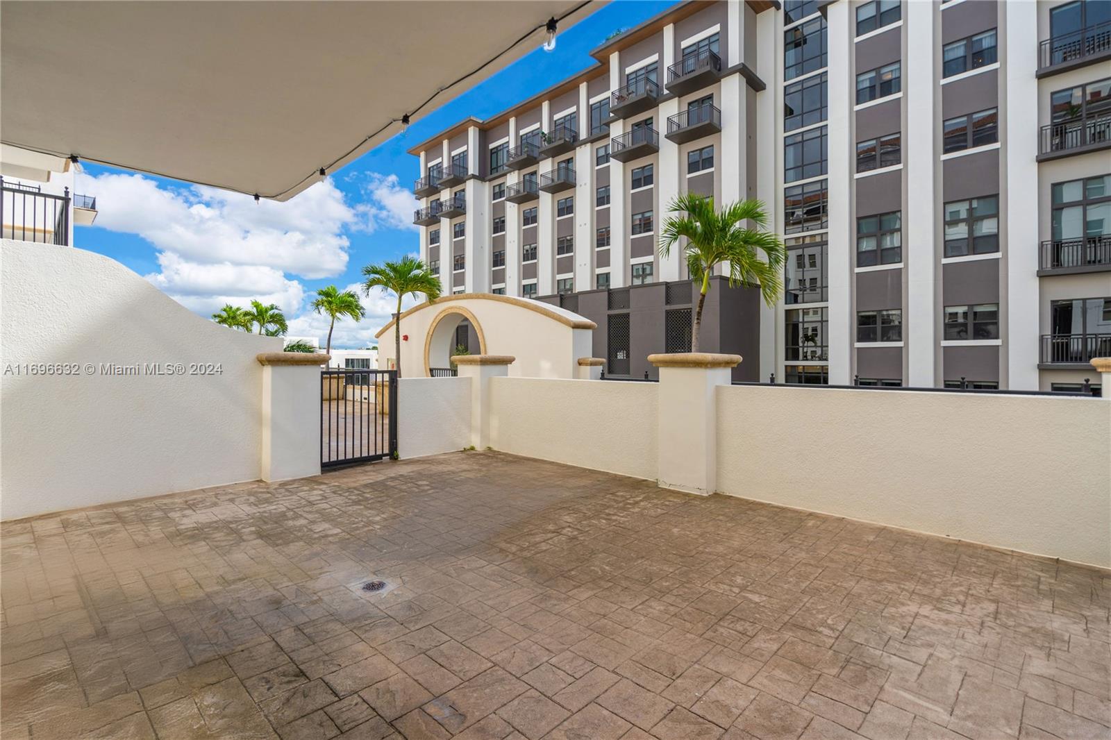 4100 Salzedo St #415, Coral Gables, Florida image 21