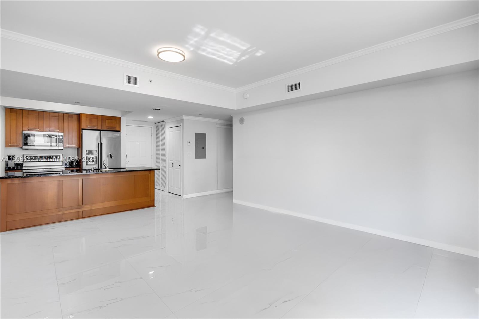 4100 Salzedo St #415, Coral Gables, Florida image 7