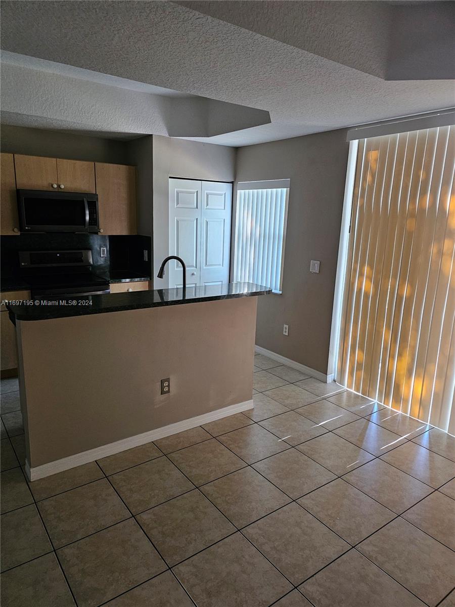 2278 Clipper Pl #1104, Dania Beach, Florida image 7