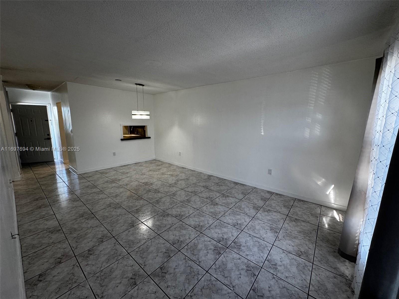 160 Royal Palm Rd #214, Hialeah Gardens, Florida image 9