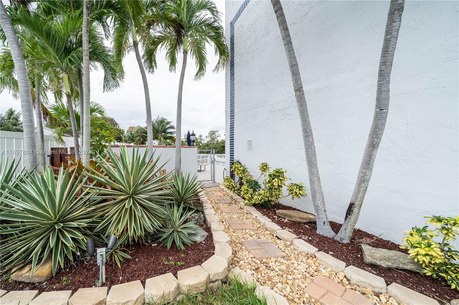 1400 NE 57th St #205, Fort Lauderdale, Florida image 35