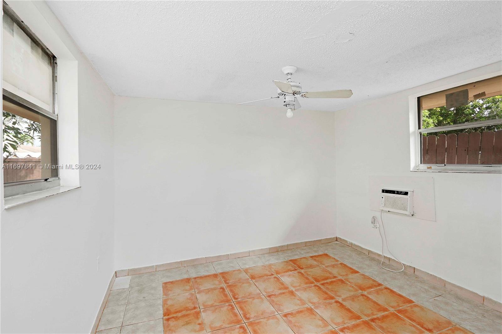 Listing Photo 24
