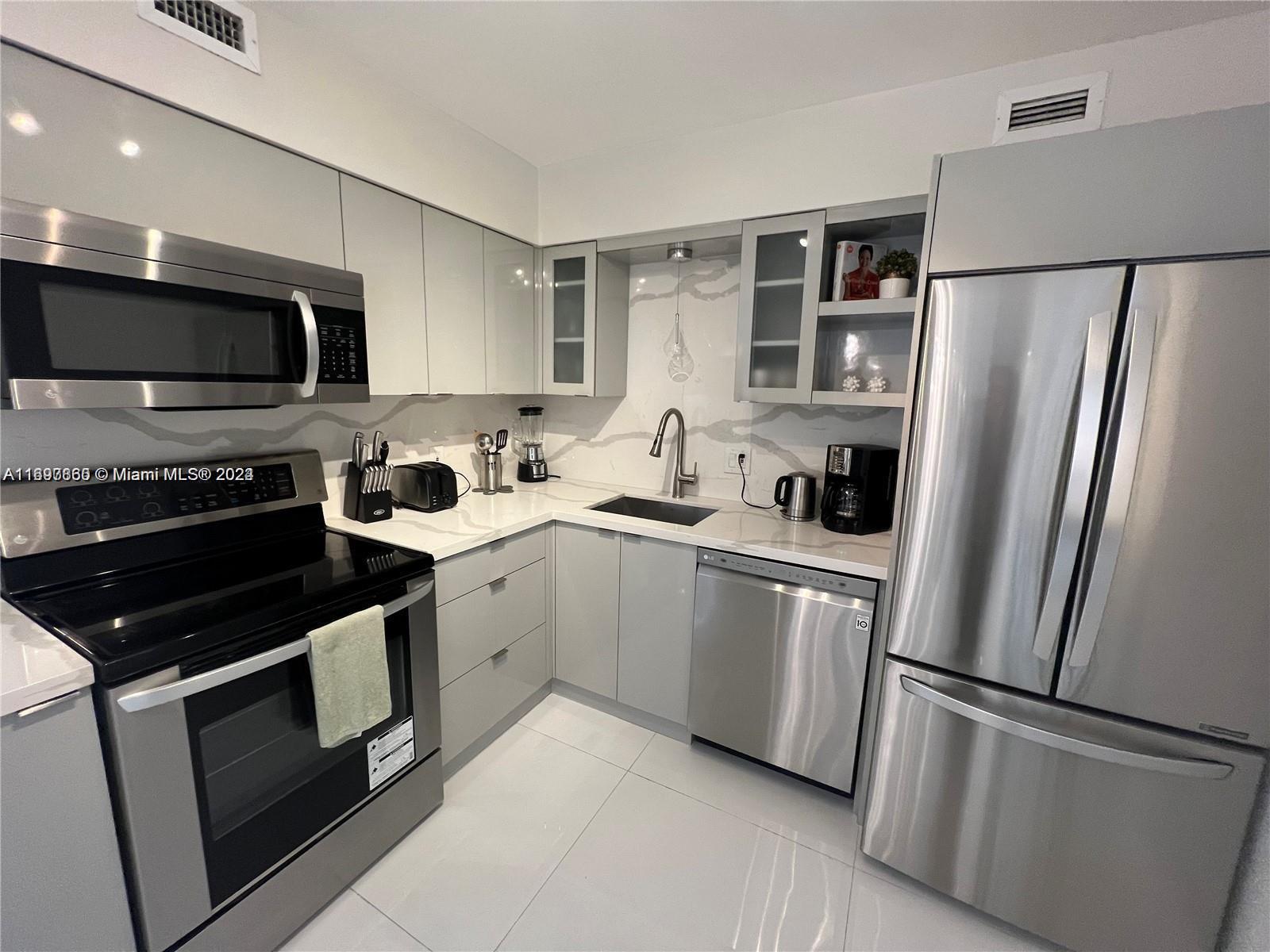 5161 Collins Ave #1403, Miami Beach, Florida image 10