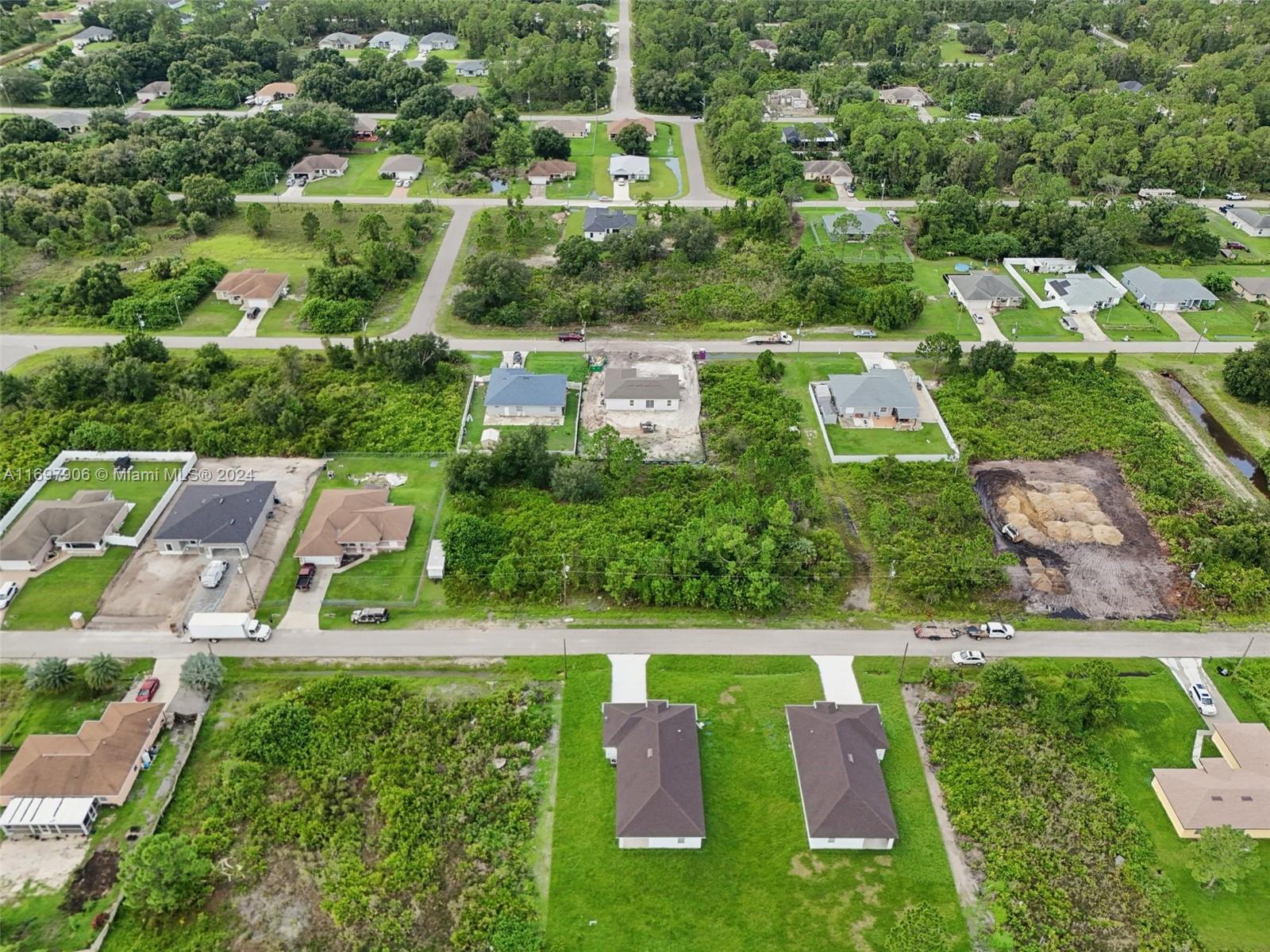 2807 59th St W, Lehigh Acres, Florida image 40