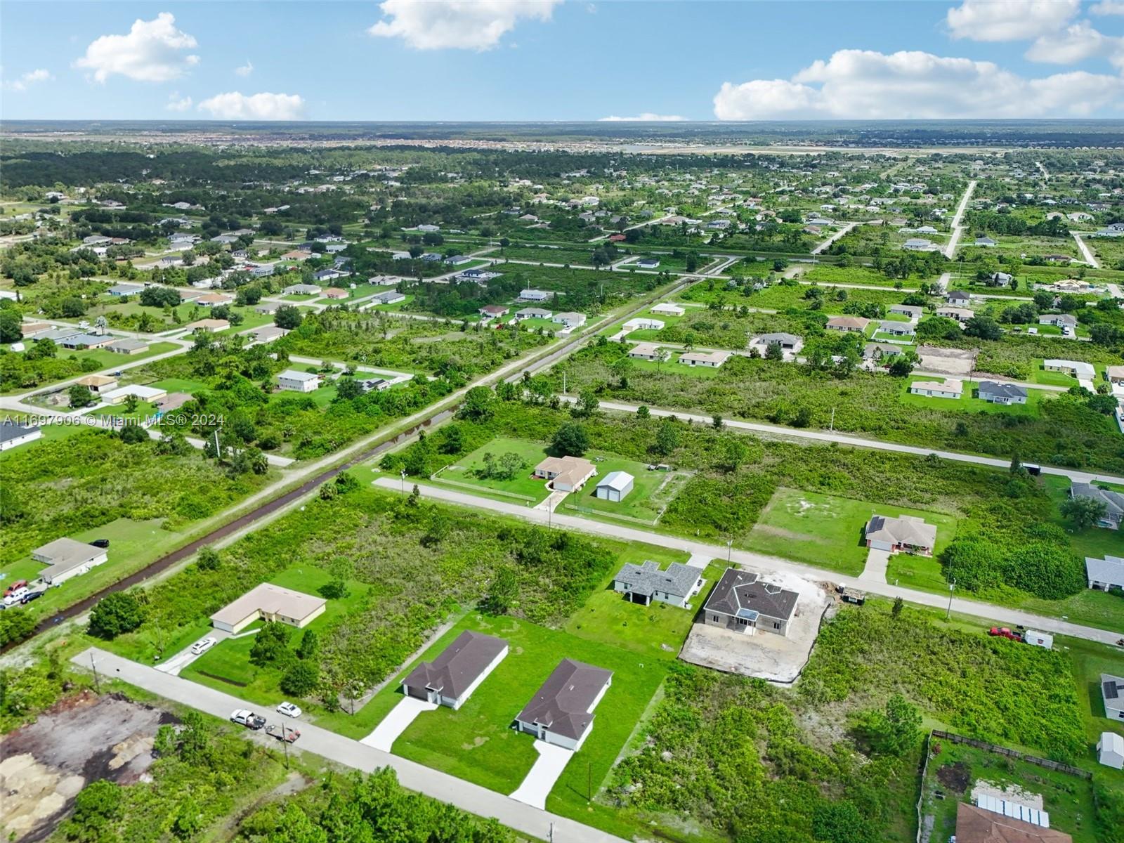 2807 59th St W, Lehigh Acres, Florida image 44