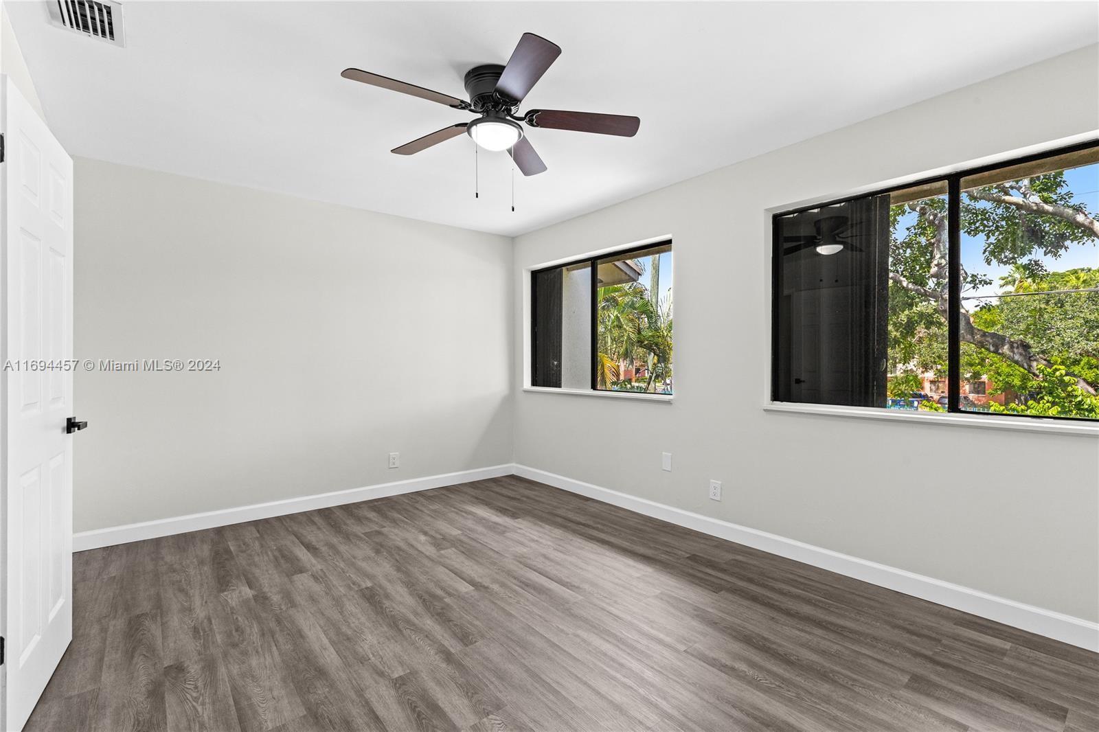 357 City View Dr, Fort Lauderdale, Florida image 6