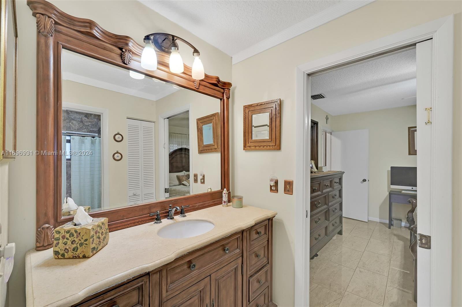 6208 Pine Jog Ave, Boca Raton, Florida image 35