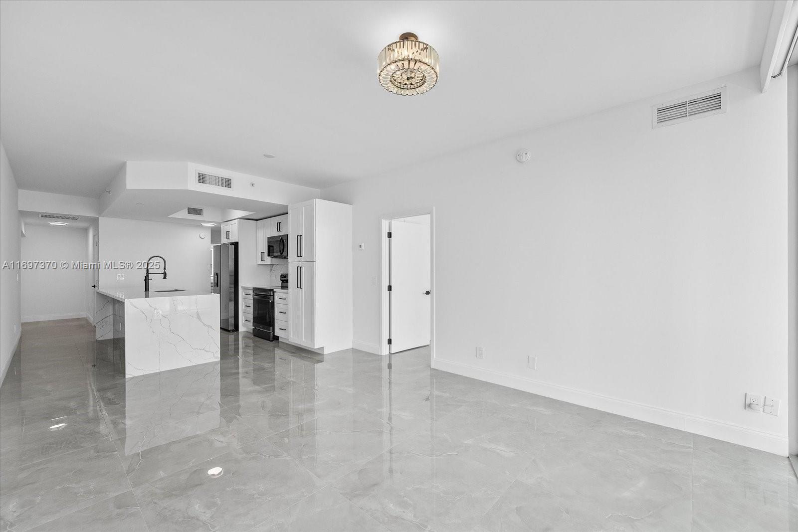 888 Biscayne Blvd #1804, Miami FL 33132