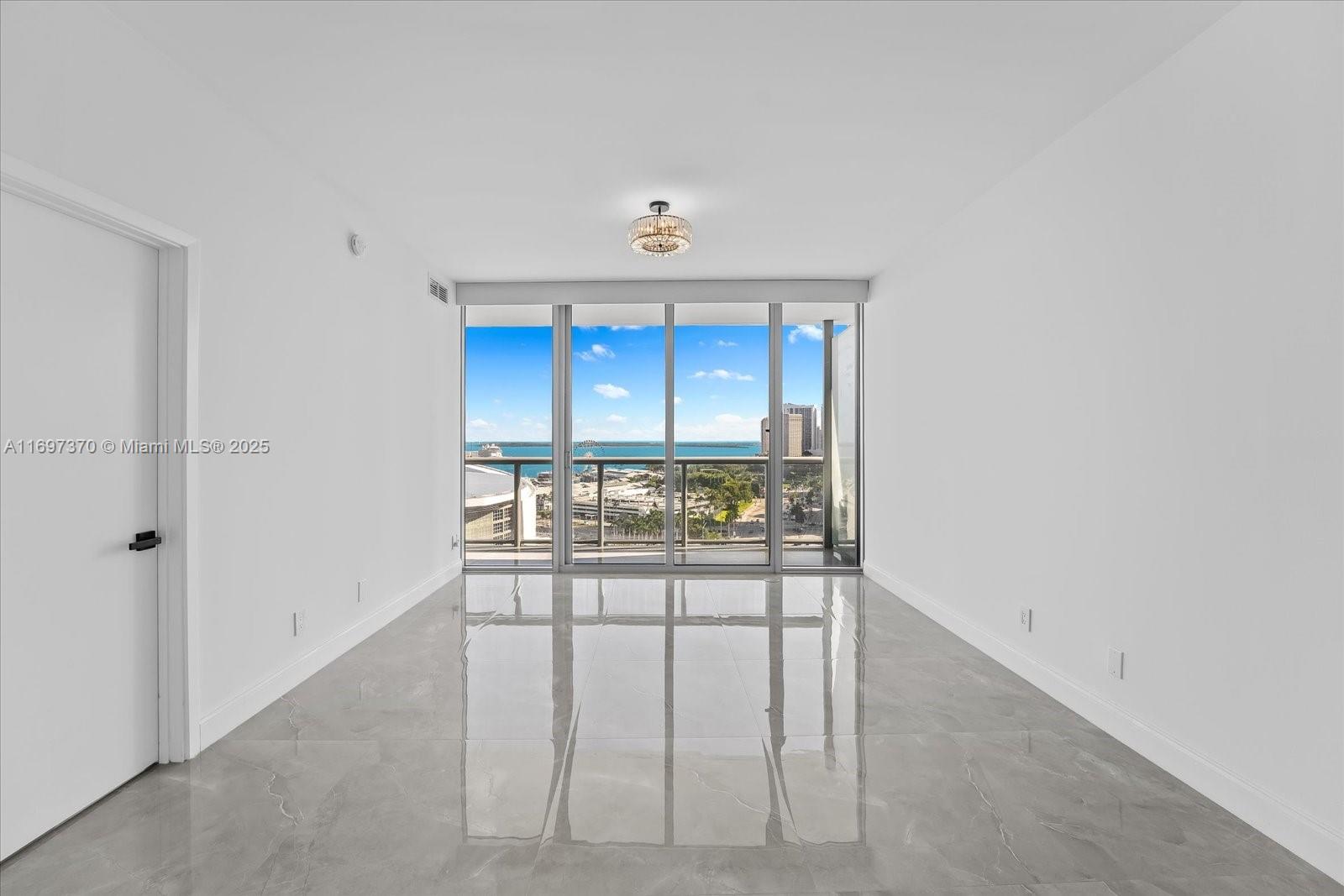 888 Biscayne Blvd #1804, Miami FL 33132