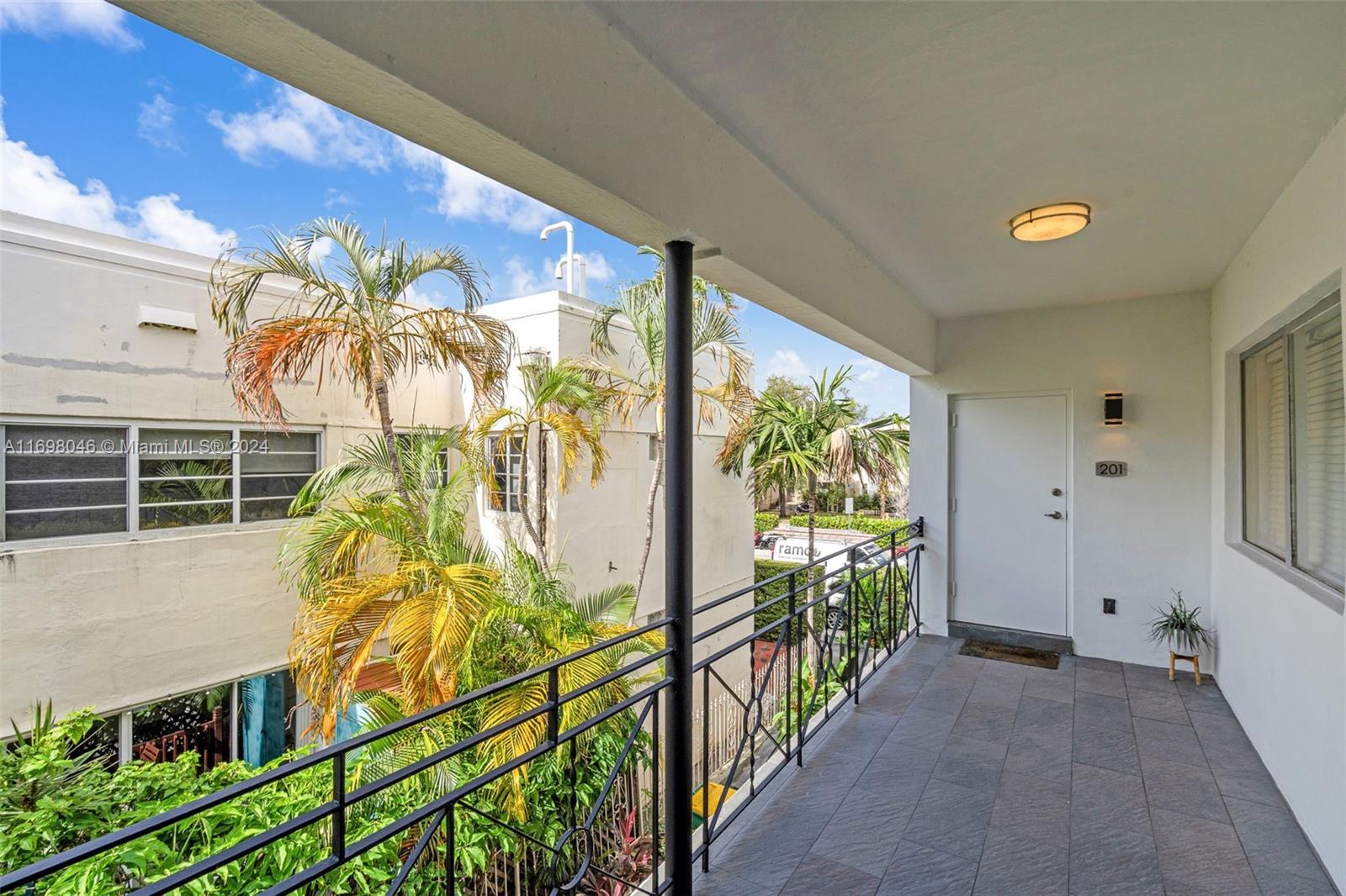 820 15th St, Miami Beach, Florida image 3