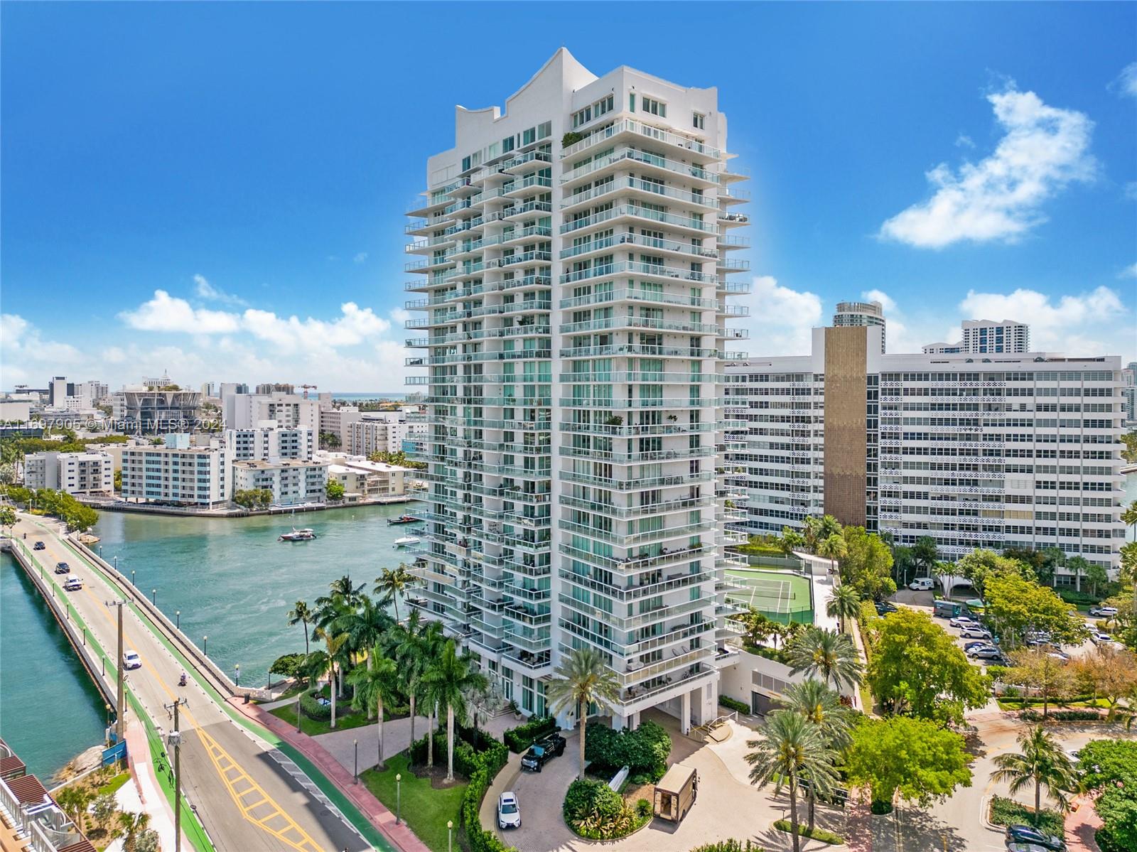 10 Venetian Way #902, Miami Beach FL 33139