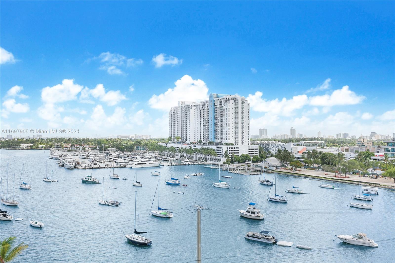 10 Venetian Way #902, Miami Beach FL 33139