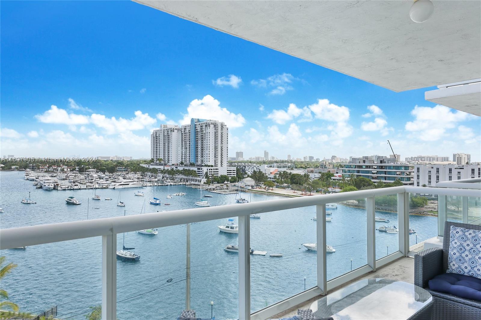 10 Venetian Way #902, Miami Beach FL 33139