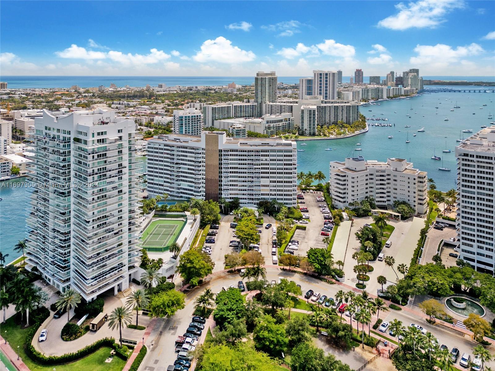 10 Venetian Way #902, Miami Beach FL 33139