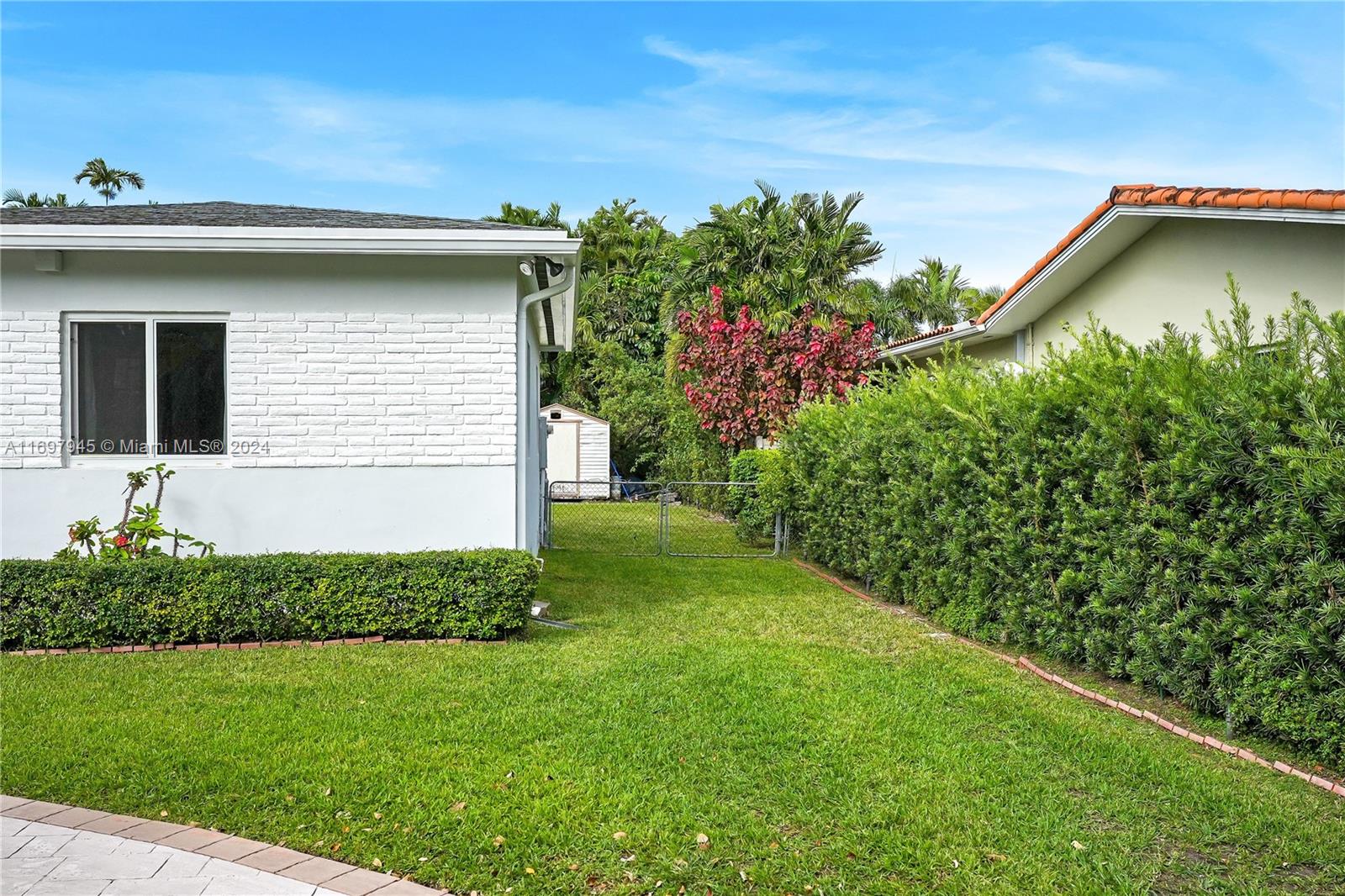 1151 Falcon Ave, Miami Springs, Florida image 9