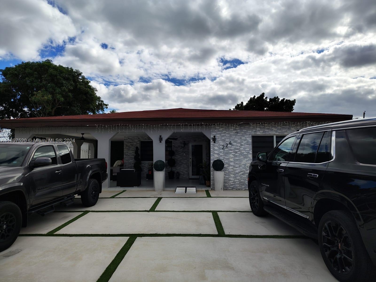 224 E 42nd St, Hialeah, Florida image 1