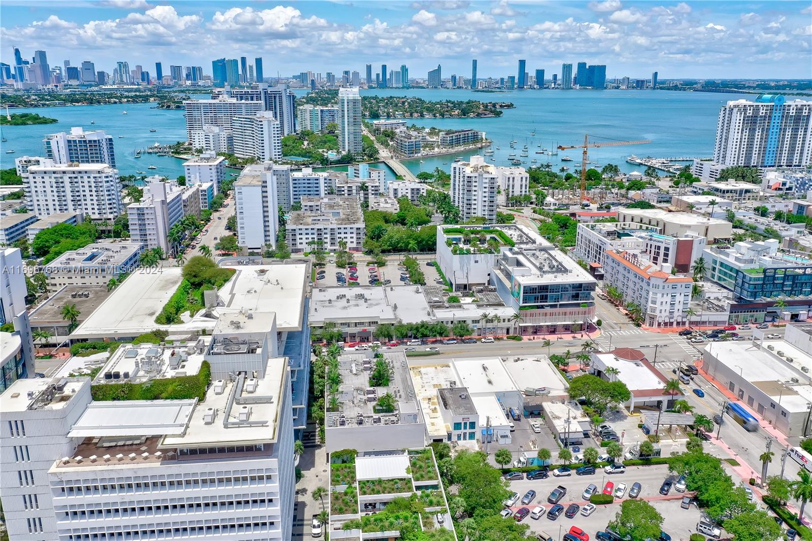 Residential, Miami Beach, Florida image 8