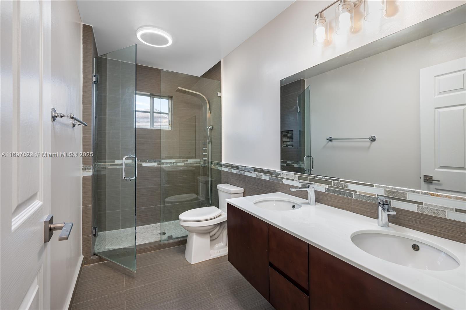 946 Greenwood Rd, Weston, Florida image 46