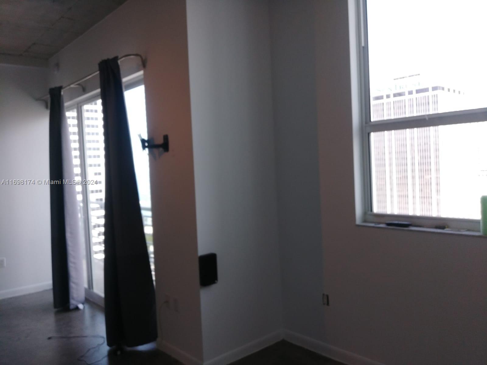 133 NE 2nd Ave #1615, Miami FL 33132