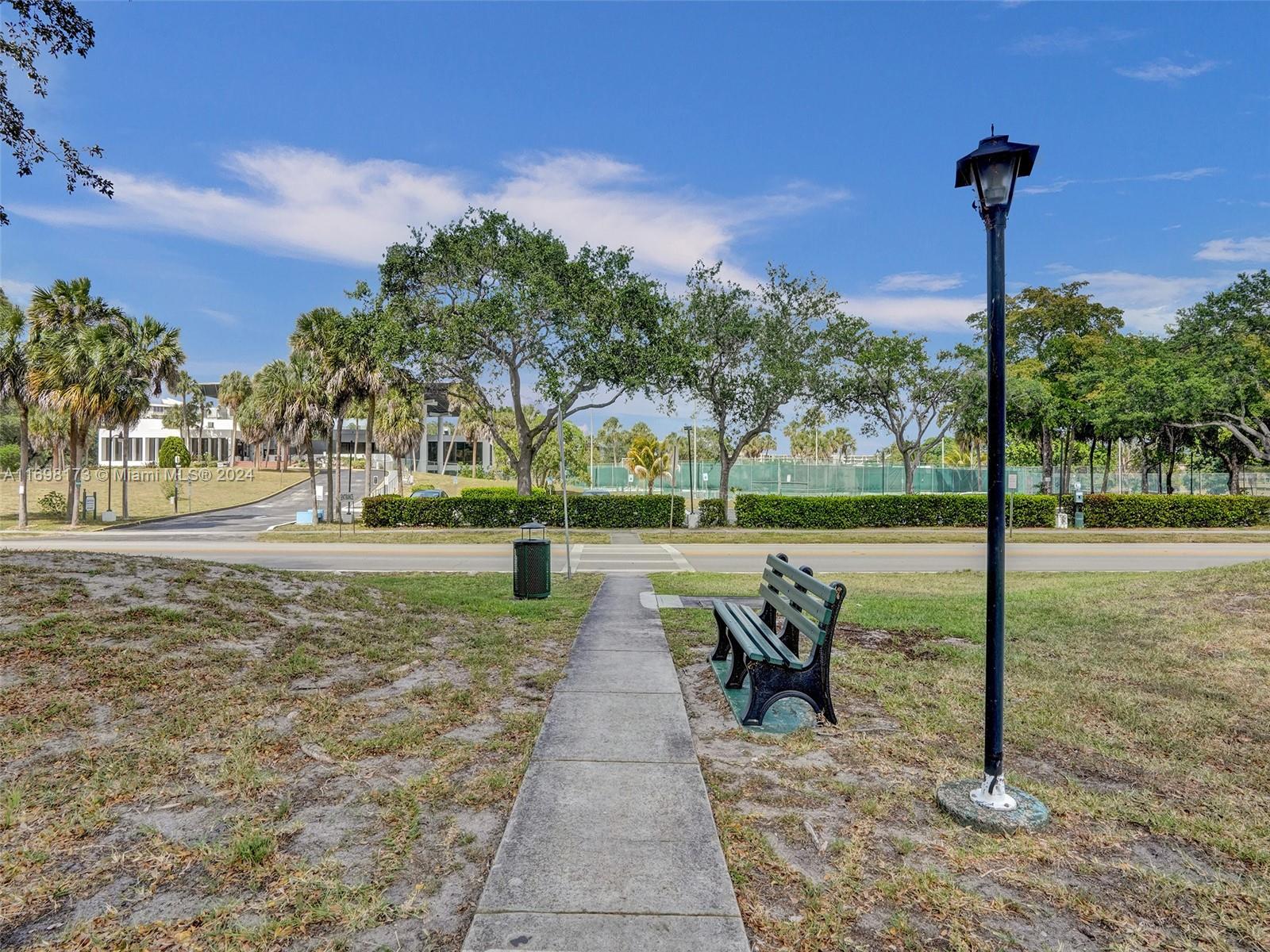 Residential, Lauderhill, Florida image 32