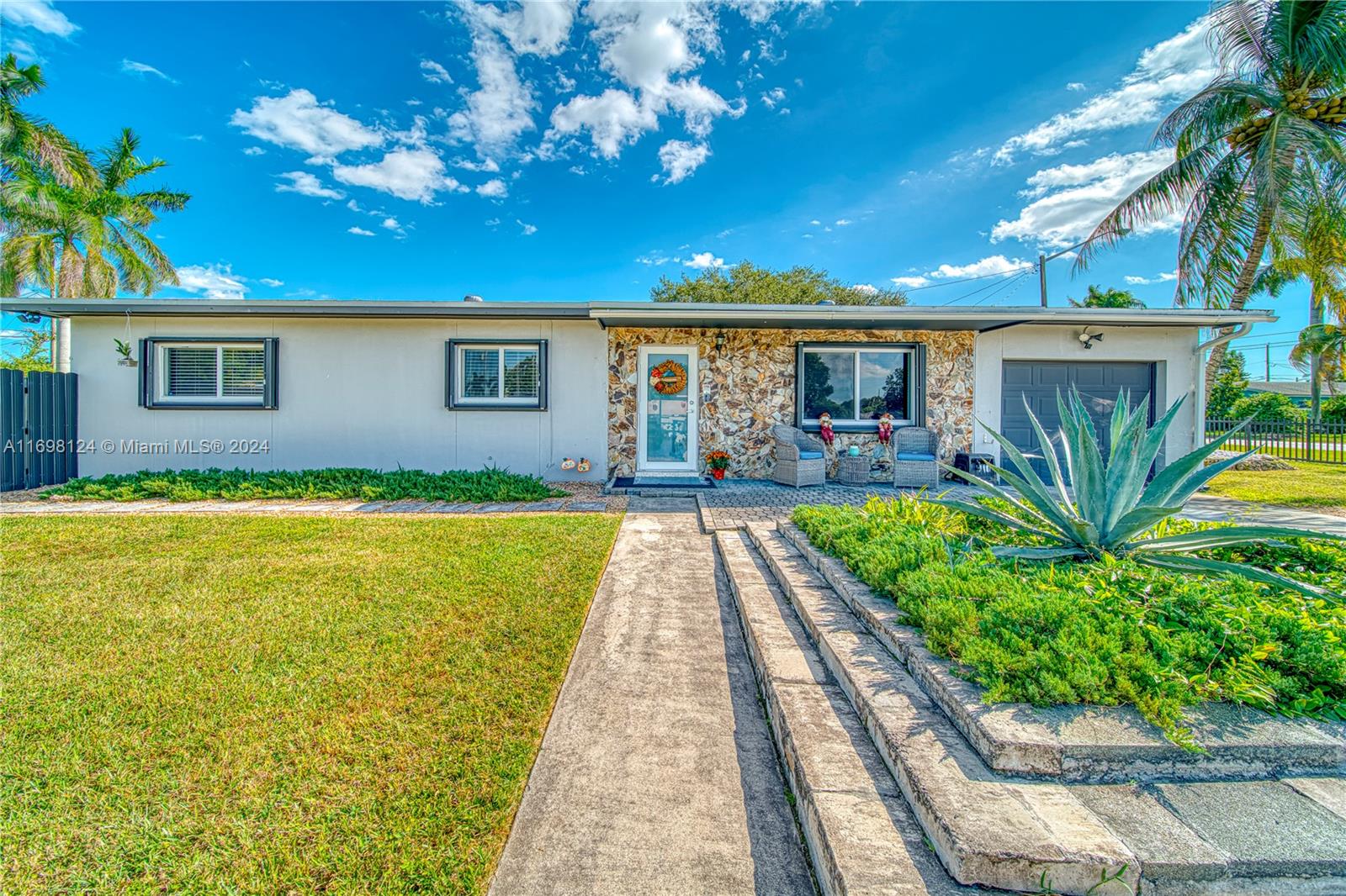 771 NW 15th St, Homestead, Florida image 1