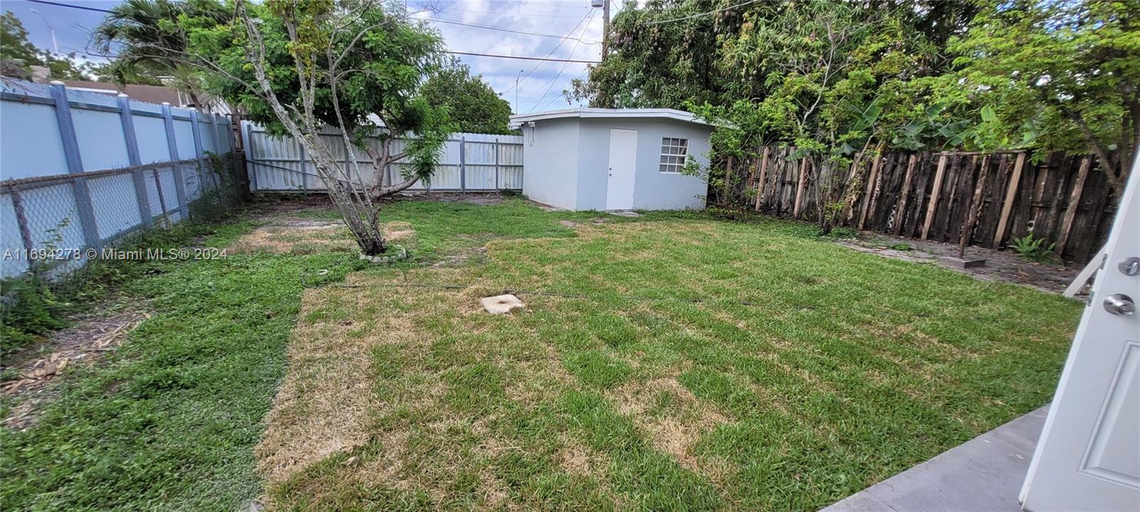 521 E 41st St, Hialeah, Florida image 20