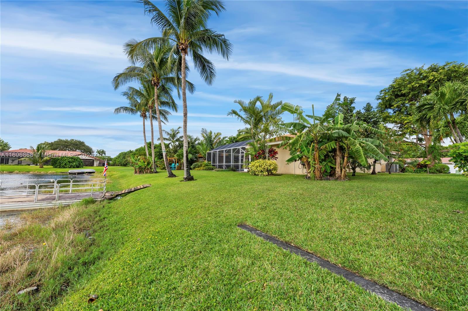 7340 SW 9th St, Plantation, Florida image 8