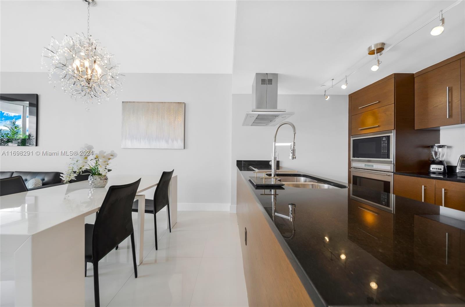 495 Brickell Ave #4909, Miami FL 33131