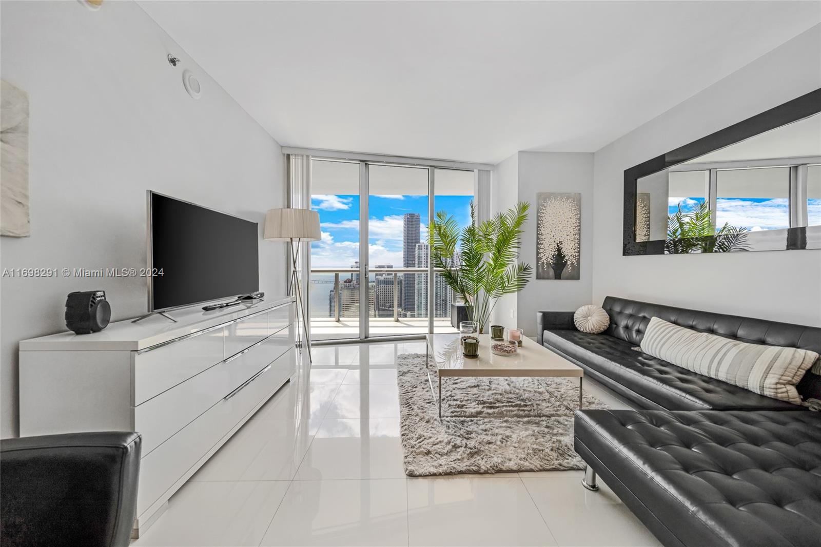 495 Brickell Ave #4909, Miami FL 33131