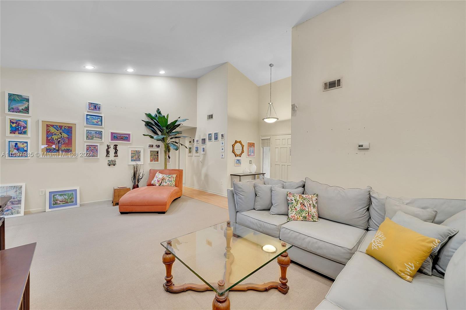 Listing Photo 7