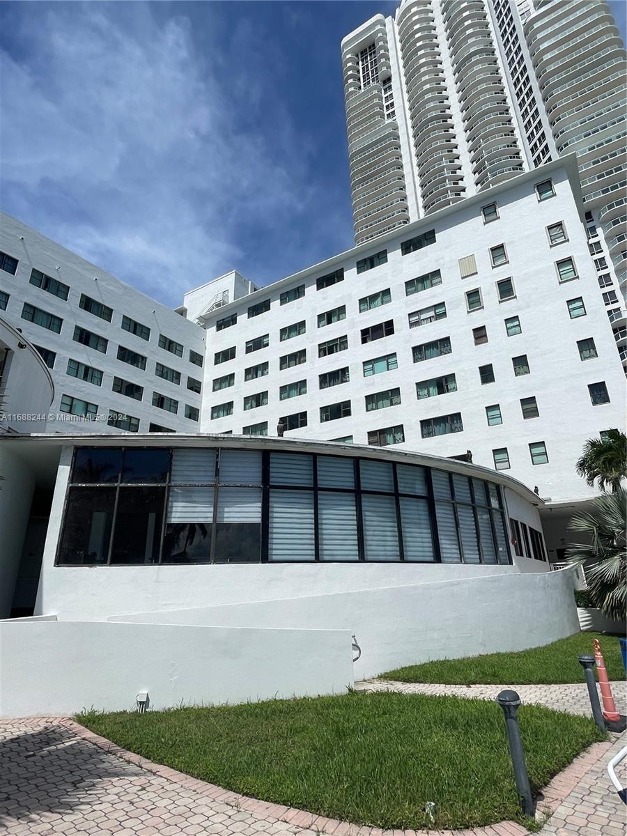 6345 Collins Ave #614, Miami Beach, Florida image 24