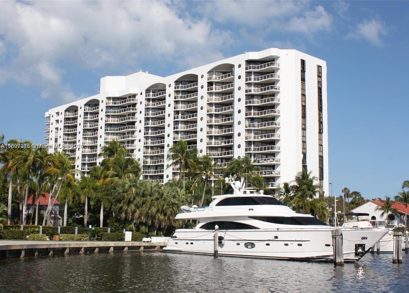 3610 Yacht Club Dr #208, Aventura, Florida image 1